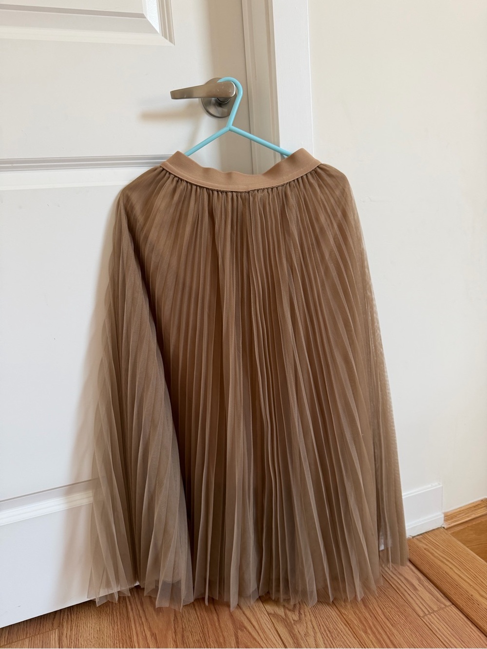 Pleated Midi Tulle Skirt in Camel